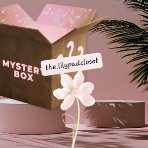 Size Small Mystery Box !